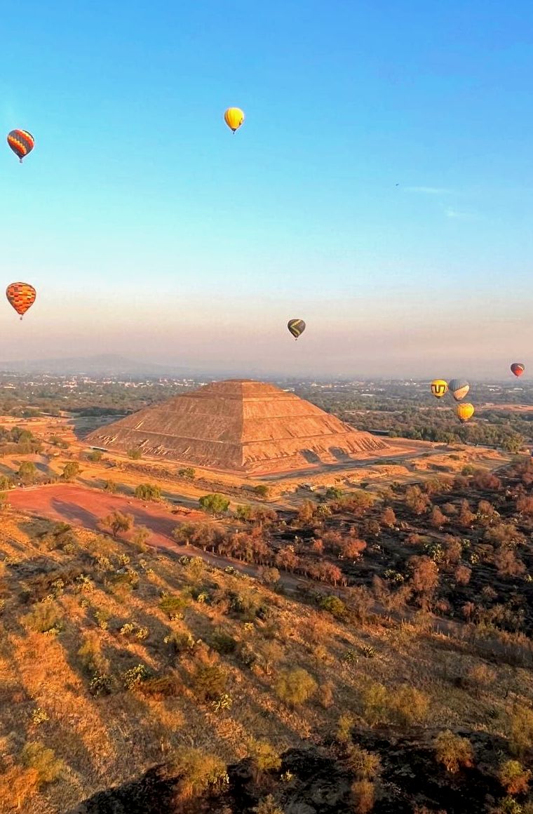 Excursão de balão de ar quente em Teotihuacán saindo da Cidade do México