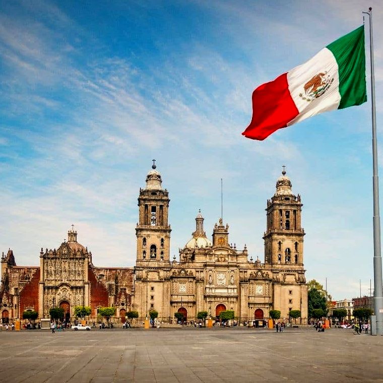 A principal catedral do México no Zócalo