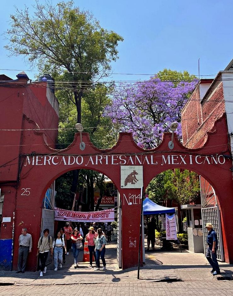 entrada para o Mercado Artesanal de Coyoacán