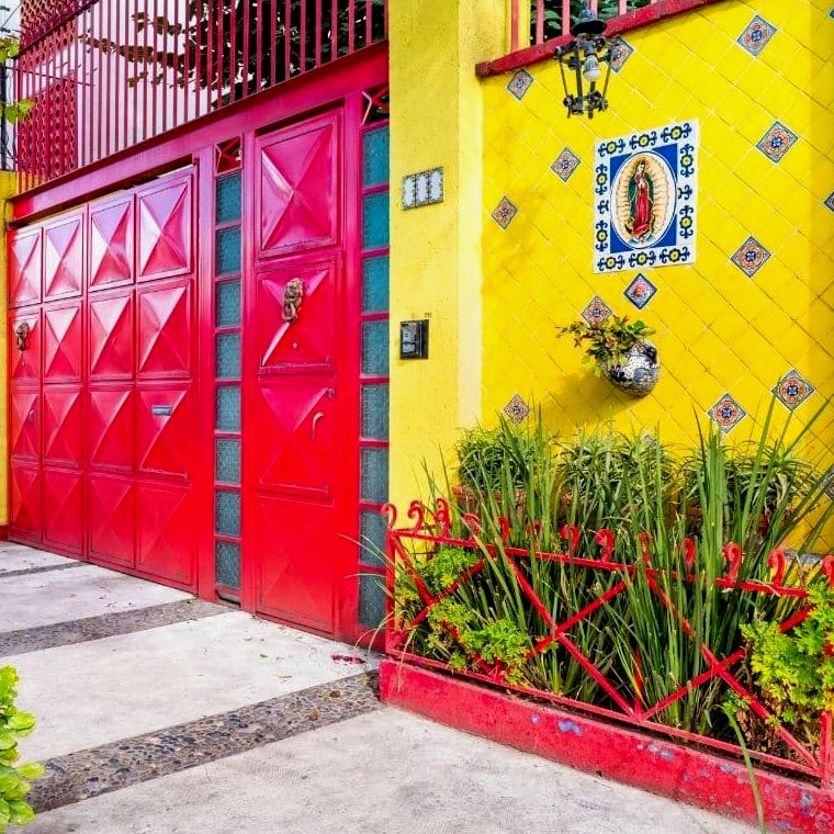 Edifícios coloridos em Coyoacán