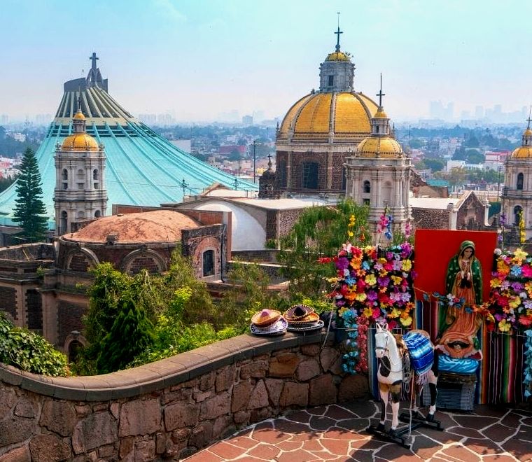 Igreja Basílica de Nossa Senhora de Guadalupe na Cidade do México |  Tradições mexicanas e feriados festivos no México