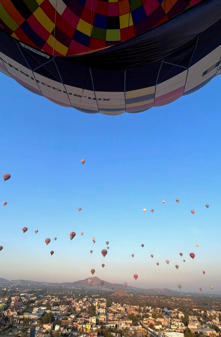 Excursão de balão de ar quente em Teotihuacán saindo da Cidade do México