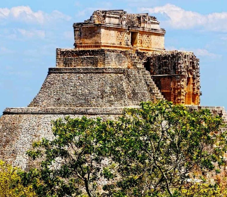 pirâmide maia alta e grande - passeios de um dia saindo de Mérida