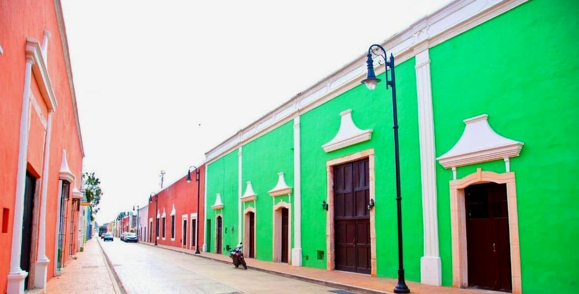 ValladolidMexico-ColorfulStreet