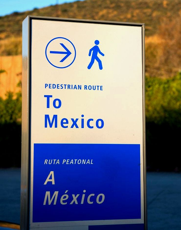 atravessando a fronteira mexicana a pé