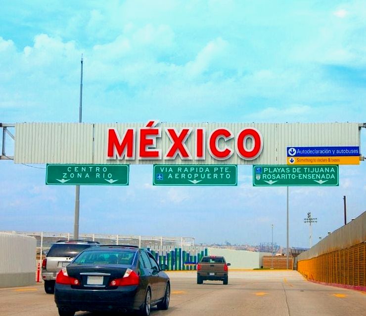dirigindo para o México da Califórnia