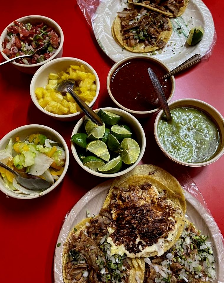 pratos de tacos do México